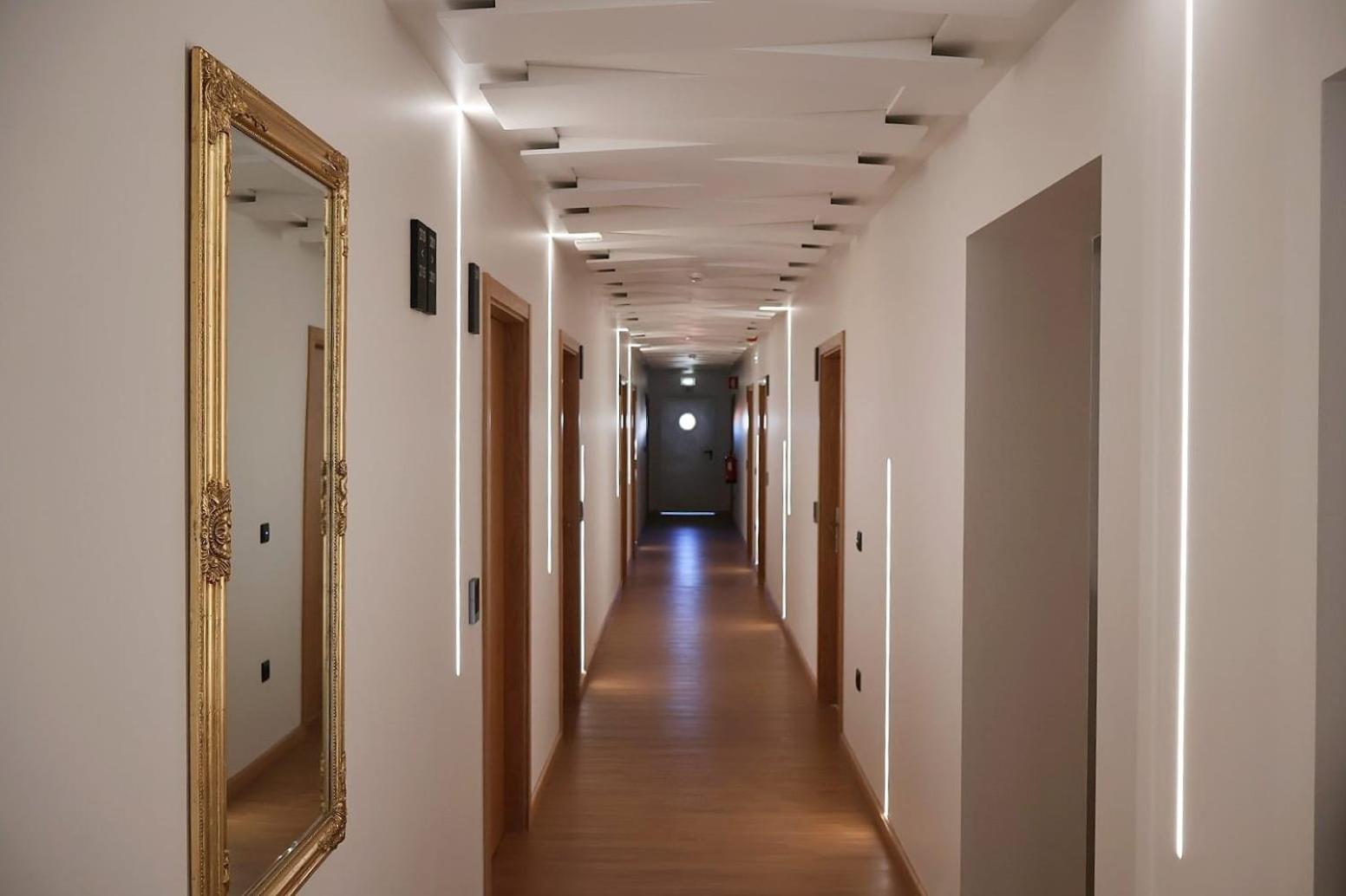 Hotel Santhyago Trofa Esterno foto
